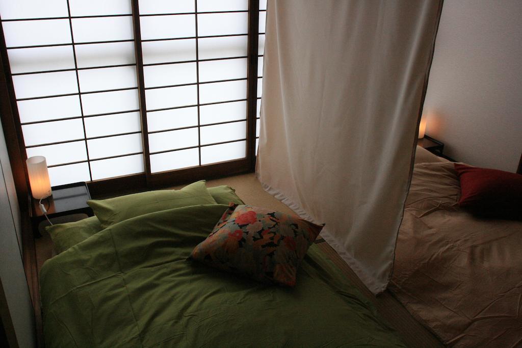 88 House Hiroshima Hotel Стая снимка